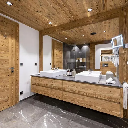 Apartment Majesty: Unveil The Essence Of Alpine
